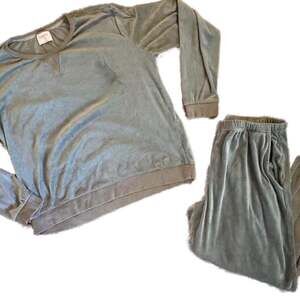 Born Dusty Blue Velour Sweatsuit Loungewear Set - Large, Holiday Comfort